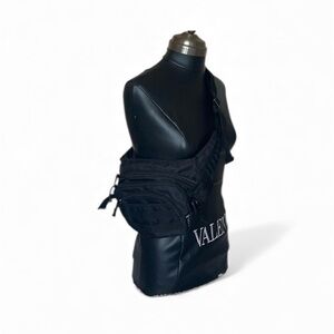 Fastwest moon bag black polyester with 5 different pockets new no tags